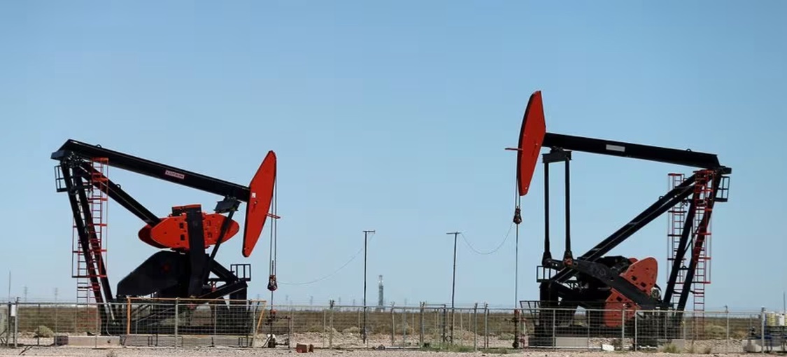 The price of fuel oil has risen in the global market.