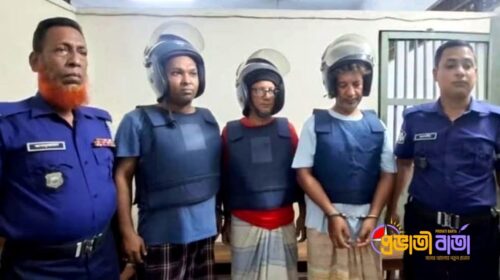 ‘জয় বাংলা’ স্লোগানের জের: আইভীর আইনজীবীসহ গ্রেপ্তার ৩